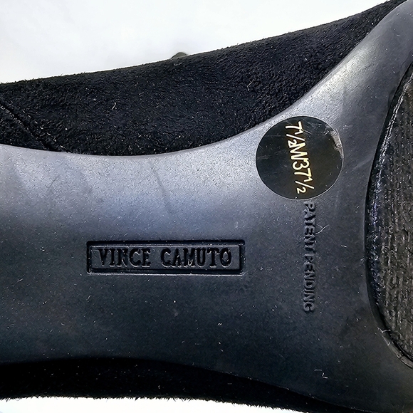 Size 7.5 Vince Camuto Black Suede Peep-Toe Ankle Boots - Picture 7 of 8